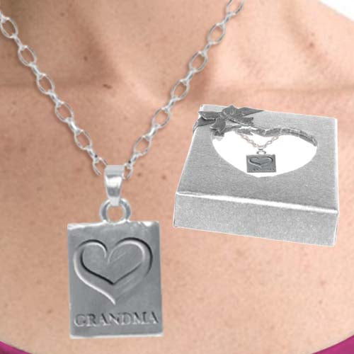GRANDMA STAMPED HEART NECKLACE